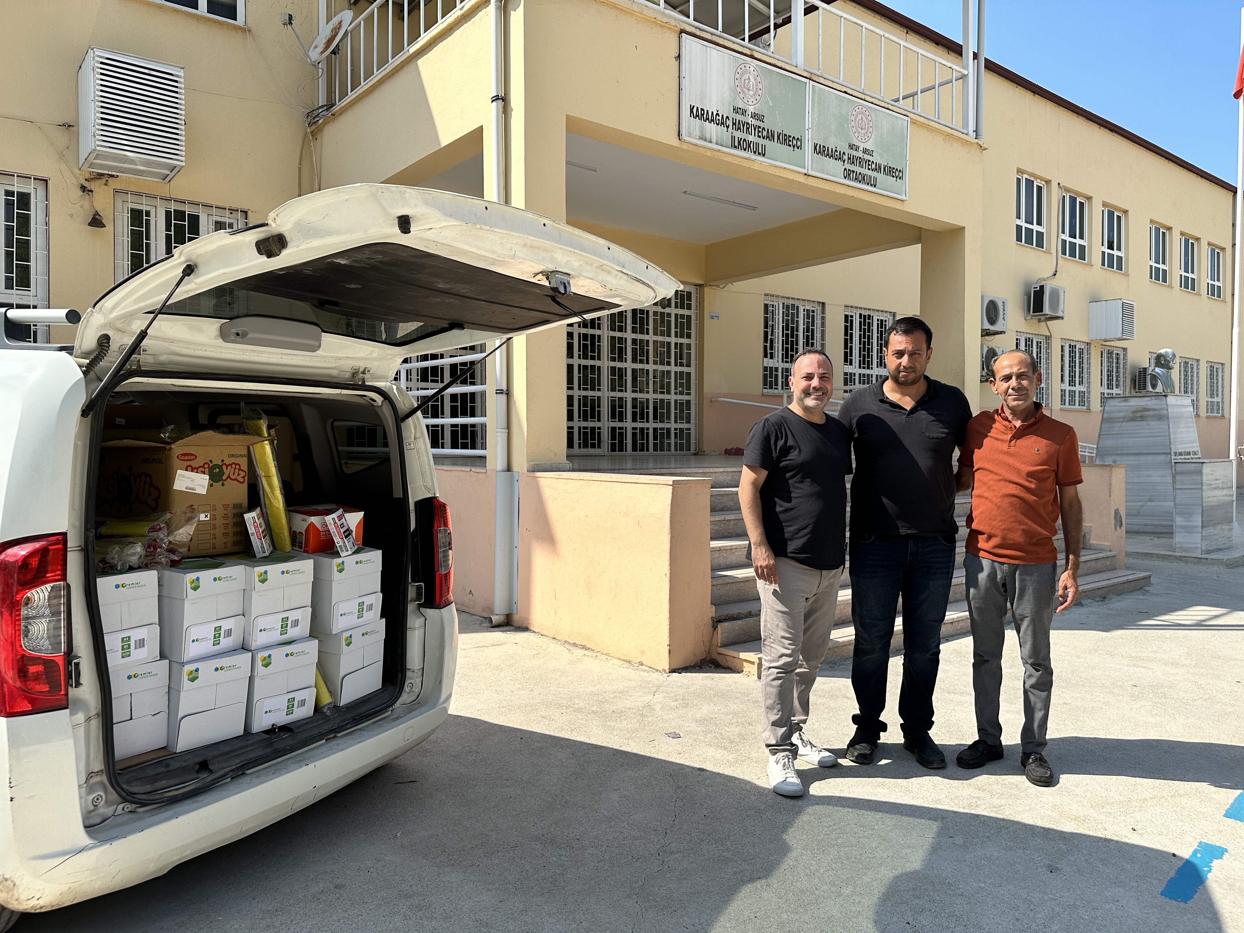 Ali Güler zu Besuch bei der Grundschule " Zafer Kanıbir"